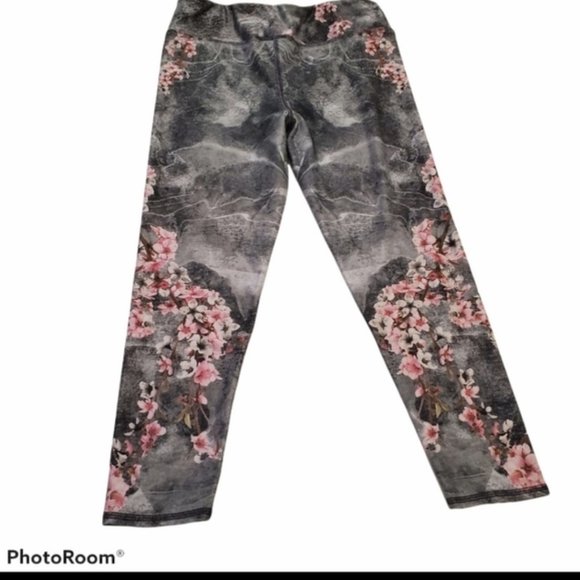 LOT of 2 Evolution and Creation graphic print leggings - Picture 8 of 9